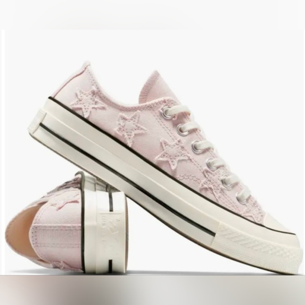 Chuck 70 Celestial Low Sneaker Shy Flamingo 9 Women's Men/Youth 7 Stars